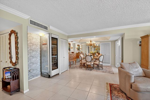 3589 S Ocean Boulevard 608, South Palm Beach, FL 33480