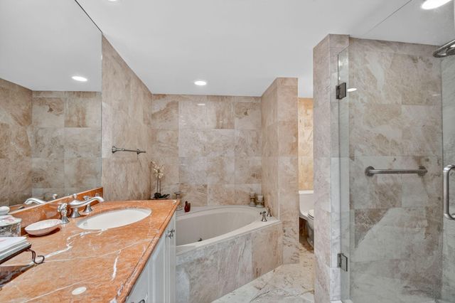 3589 S Ocean Boulevard 608, South Palm Beach, FL 33480