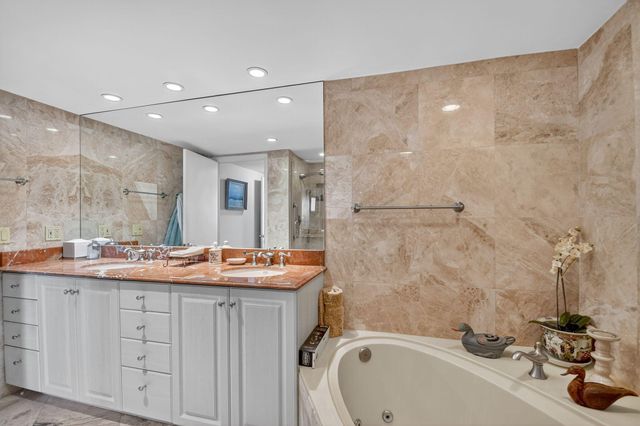 3589 S Ocean Boulevard 608, South Palm Beach, FL 33480