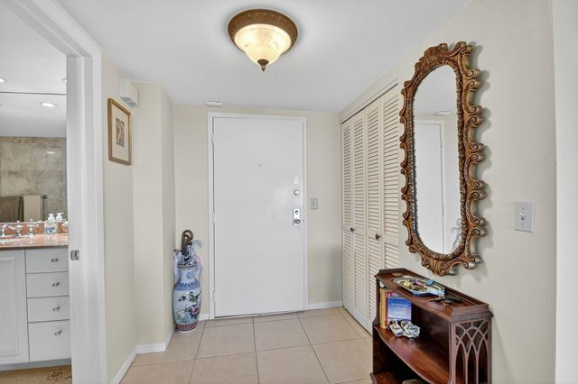 3589 S Ocean Boulevard 608, South Palm Beach, FL 33480