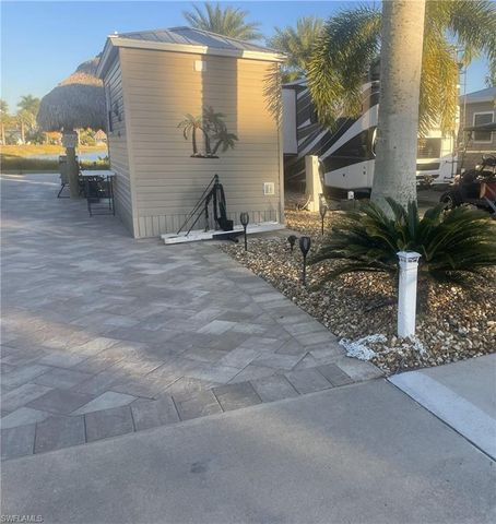 5209 Marsh Mallow TRL, Fort Myers, FL 33905