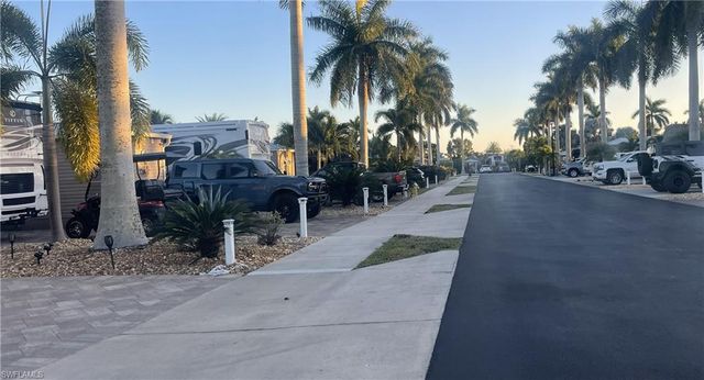 5209 Marsh Mallow TRL, Fort Myers, FL 33905