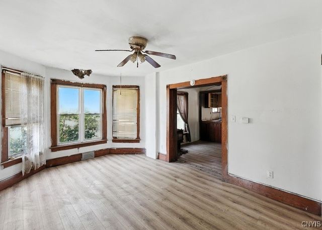 8 Monroe Street, Hanover, NY 14136