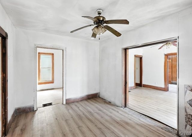 8 Monroe Street, Hanover, NY 14136