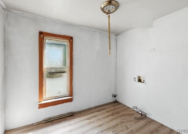 8 Monroe Street, Hanover, NY 14136