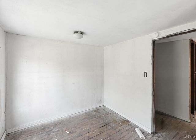 8 Monroe Street, Hanover, NY 14136