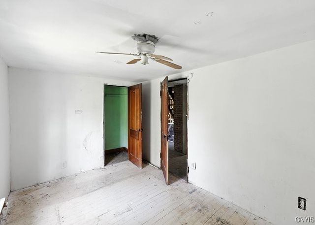 8 Monroe Street, Hanover, NY 14136