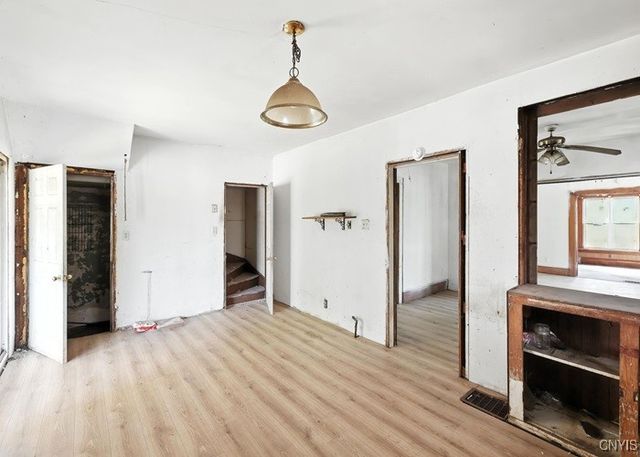 8 Monroe Street, Hanover, NY 14136