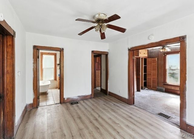 8 Monroe Street, Hanover, NY 14136