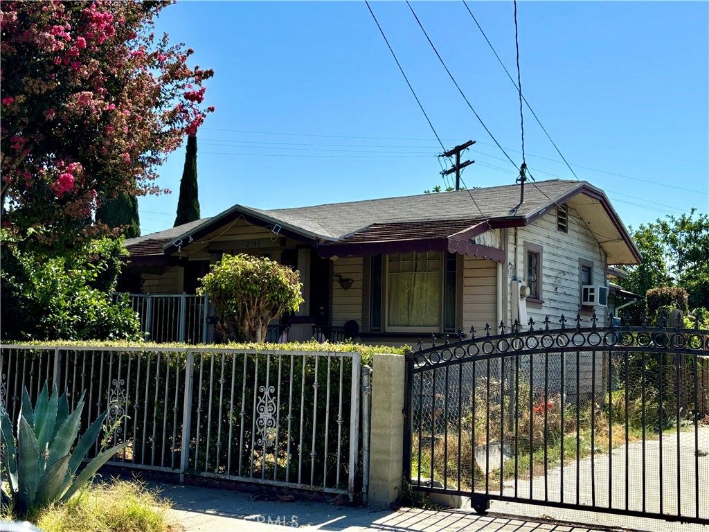 2746 Benedict, Los Angeles, CA 90039 — exterior