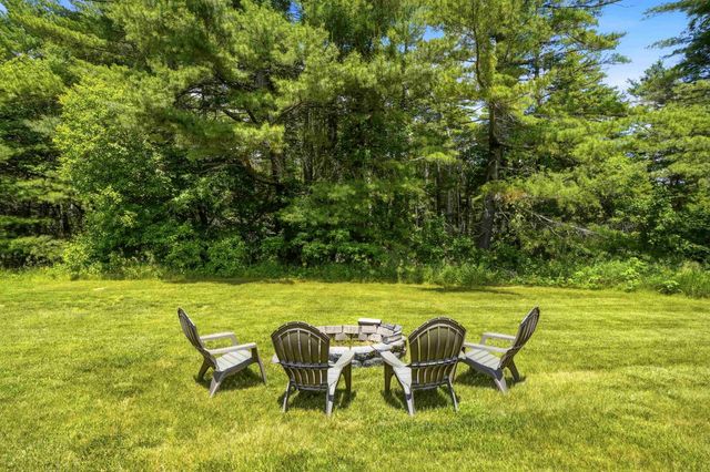 14 Faucher Road, Londonderry, NH 03053