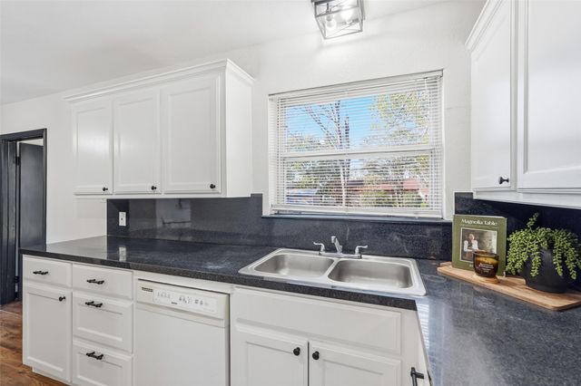 1731 Summit Street, Mesquite, TX 75149