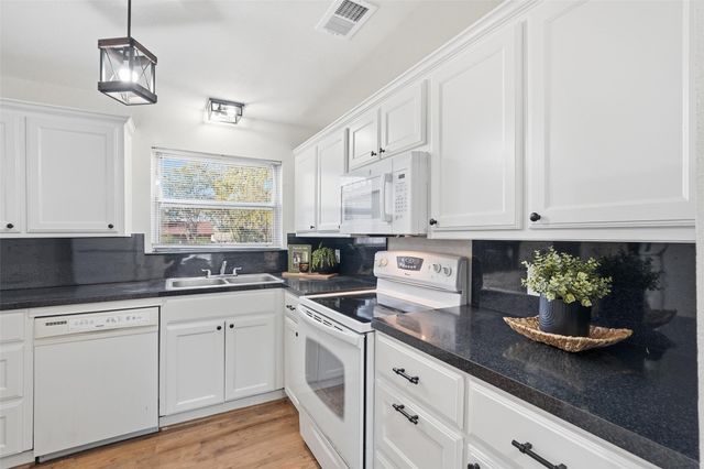 1731 Summit Street, Mesquite, TX 75149