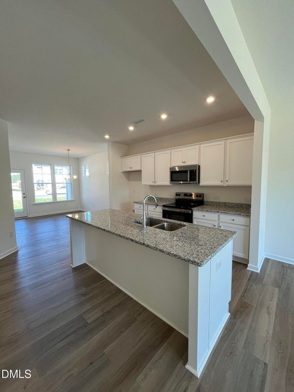 1423 Goldsboro Avenue, Sanford, NC 27330