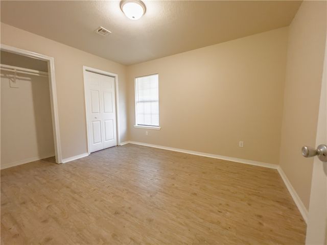 2020 S F Street, Rogers, AR 72758