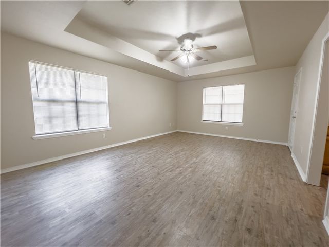 2020 S F Street, Rogers, AR 72758