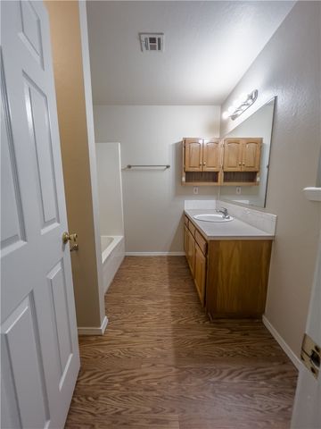 2020 S F Street, Rogers, AR 72758