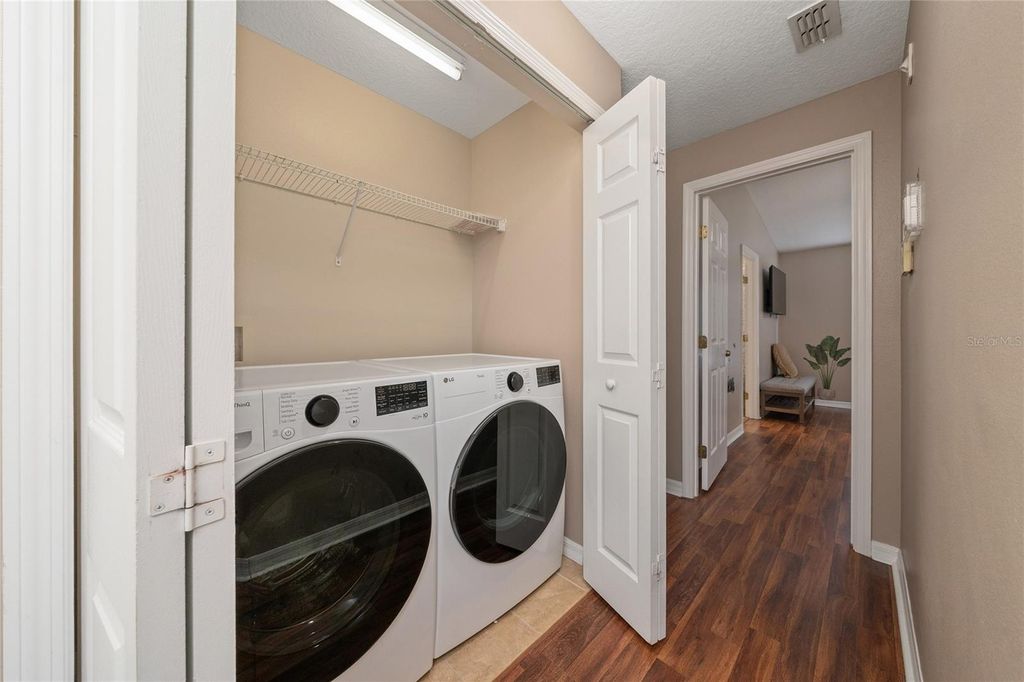 Image 19 of property listing at 12744 LANGSTAFF DRIVE, Windermere, FL 34786