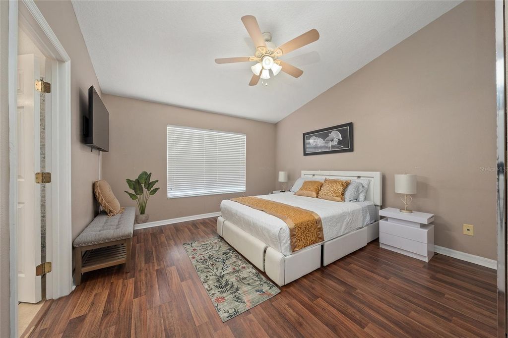 Image 21 of property listing at 12744 LANGSTAFF DRIVE, Windermere, FL 34786