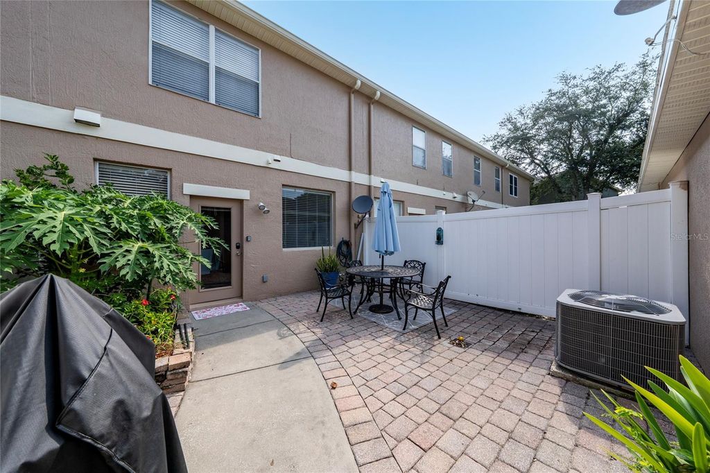 Image 27 of property listing at 12744 LANGSTAFF DRIVE, Windermere, FL 34786