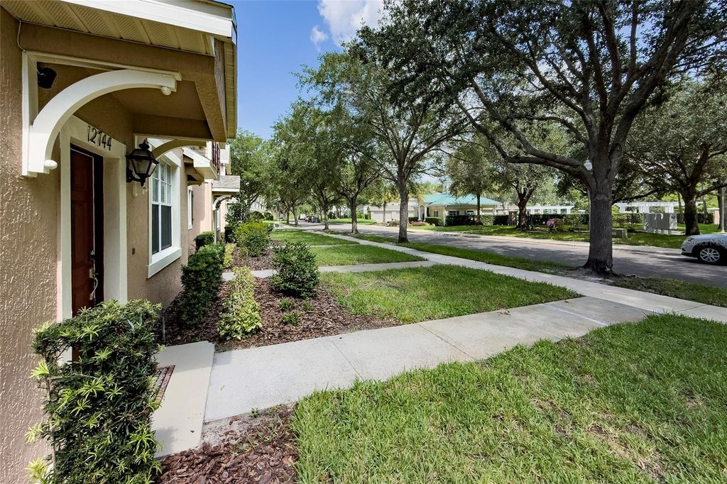 Image 31 of property listing at 12744 LANGSTAFF DRIVE, Windermere, FL 34786