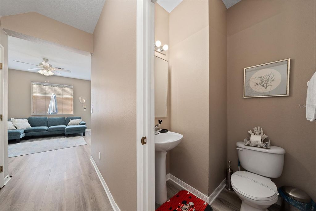 Image 6 of property listing at 12744 LANGSTAFF DRIVE, Windermere, FL 34786