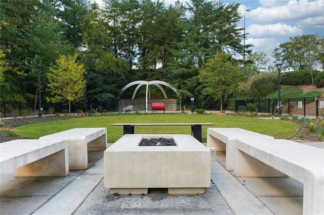 795 Hammond Drive 513, Atlanta, GA 30328