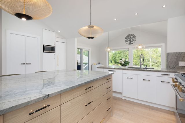 35 Emmons Lane, North Canaan, CT 06018