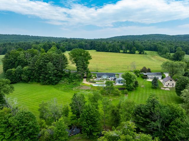 35 Emmons Lane, North Canaan, CT 06018