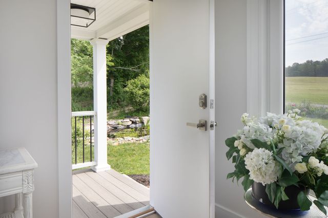 35 Emmons Lane, North Canaan, CT 06018