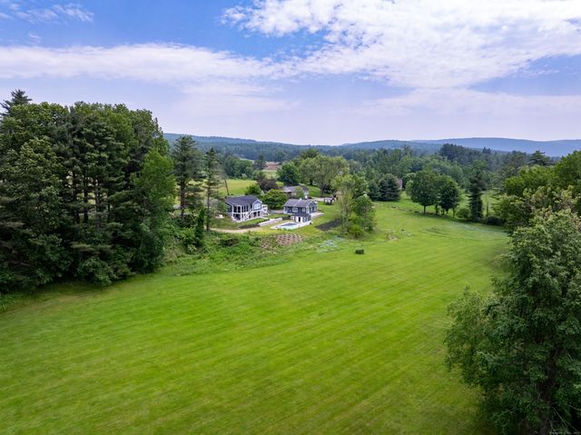 35 Emmons Lane, North Canaan, CT 06018