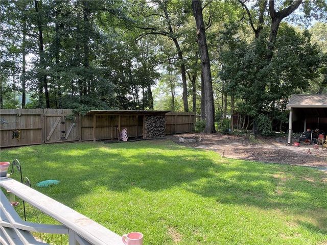 3727 Rainbow Circle, Snellville, GA 30039