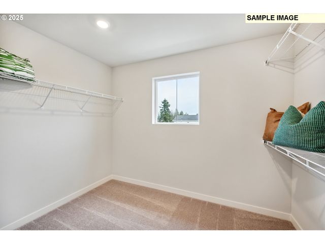 23821 Sw PENSACOLA Ter, Tualatin, OR 97062