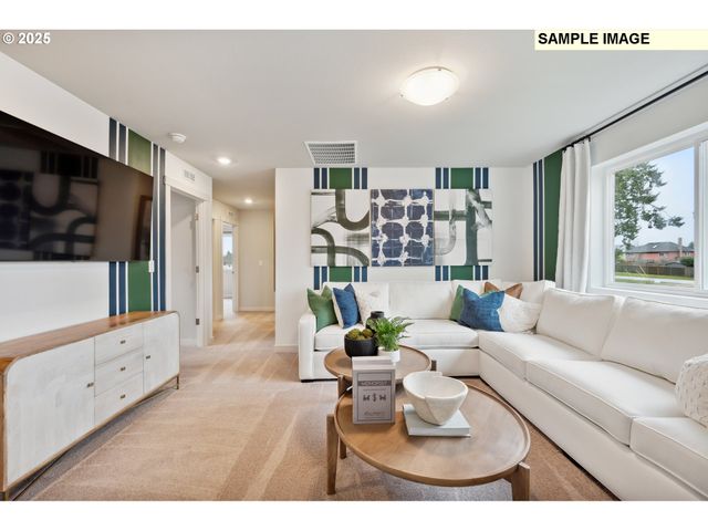 23821 Sw PENSACOLA Ter, Tualatin, OR 97062