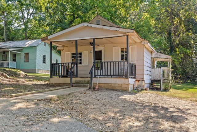 1220 Debbie Lane, Hixson, TN 37343