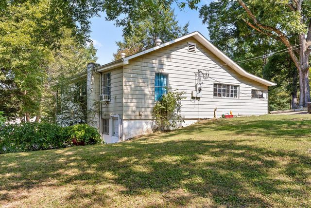 1220 Debbie Lane, Hixson, TN 37343