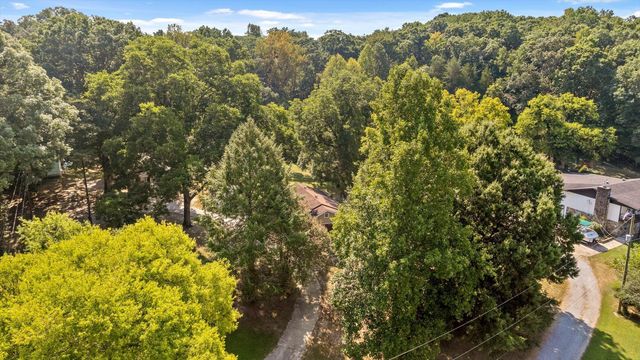 1220 Debbie Lane, Hixson, TN 37343