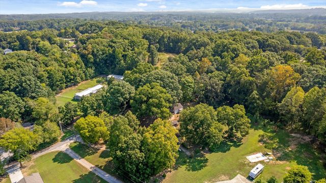1220 Debbie Lane, Hixson, TN 37343