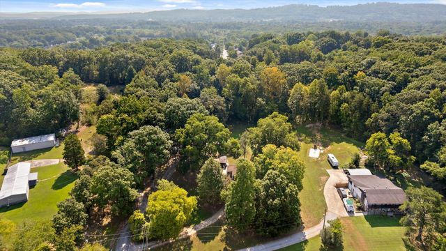 1220 Debbie Lane, Hixson, TN 37343
