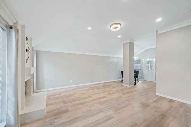 19419 Lake Hollow Lane, Houston, TX 77084
