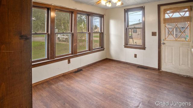 4805 3 Mile Road, Bay City, MI 48706