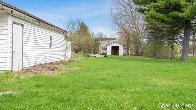 4805 3 Mile Road, Bay City, MI 48706