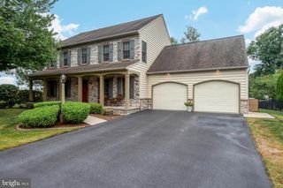 448 NURSERY DR N, Mechanicsburg, PA 17055