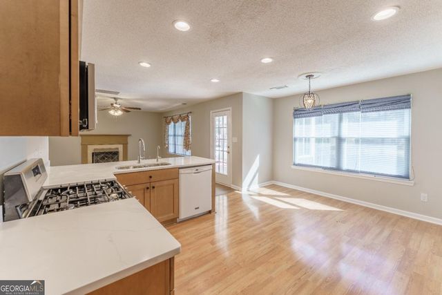 6535 Glen Pond Trace, Cumming, GA 30028