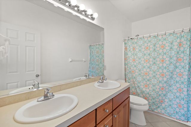 544 Carrie Lane, Altoona, IA 50009