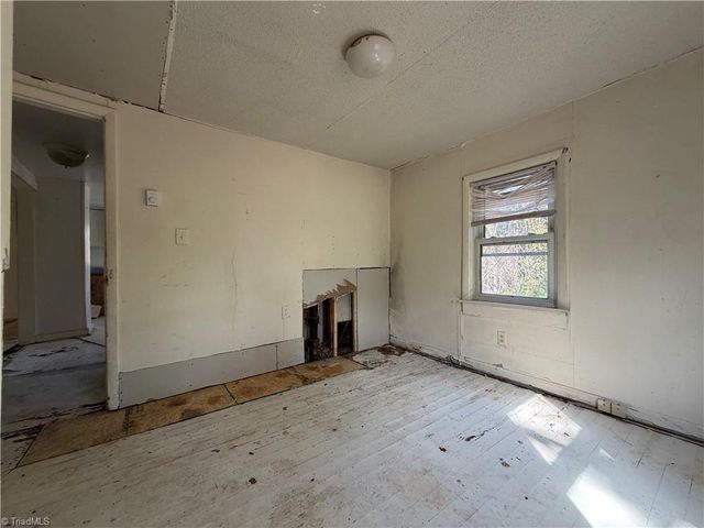 4130 Causey Street, Greensboro, NC 27407