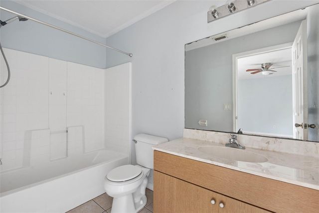 8 RAINSTONE LANE, Palm Coast, FL 32164