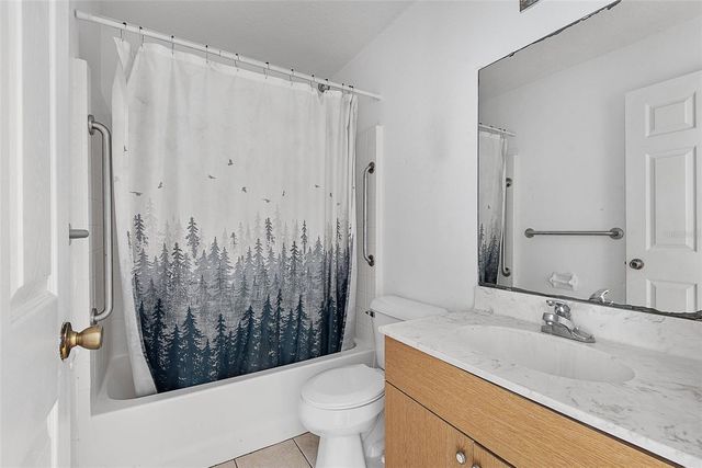 8 RAINSTONE LANE, Palm Coast, FL 32164