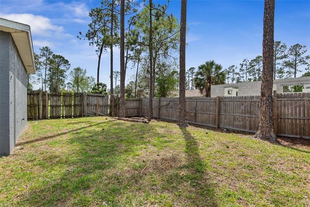 8 RAINSTONE LANE, Palm Coast, FL 32164