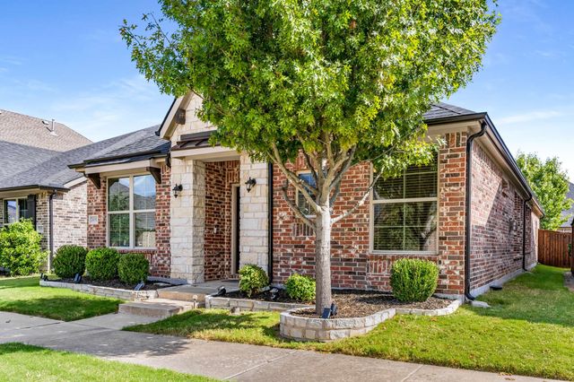 2037 Barx Drive, Little Elm, TX 75068